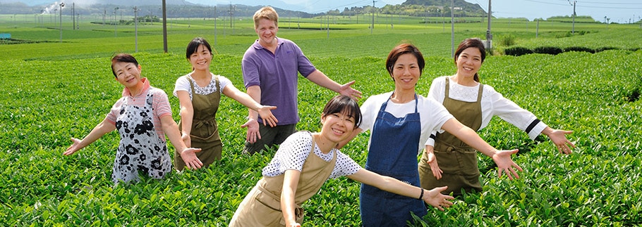 Our team at Chiran tea farm